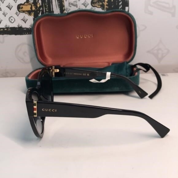 New ✨ Authentic Gucci GG0460S 001 Cat-Eye Sunglasses – Black Frame with Grey Gra - Picture 7 of 10